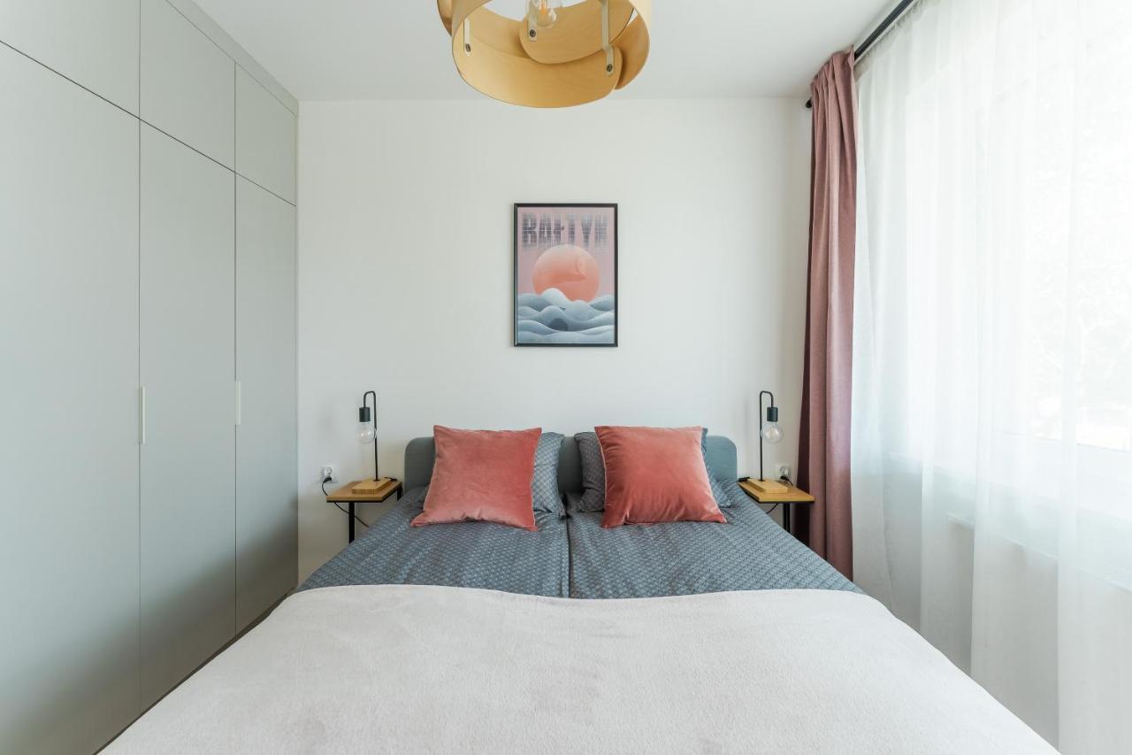 Sunset Vibes Apartment โควอบเซก ภายนอก รูปภาพ
